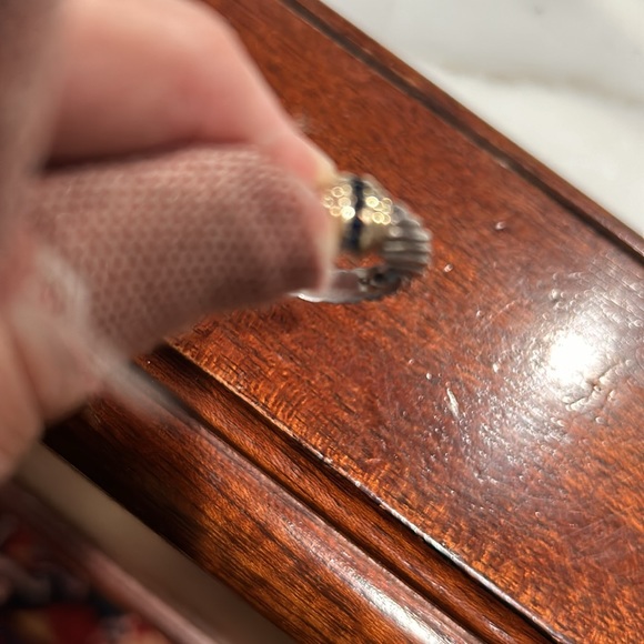 David Yurman silver ring with saphires - Picture 3 of 8